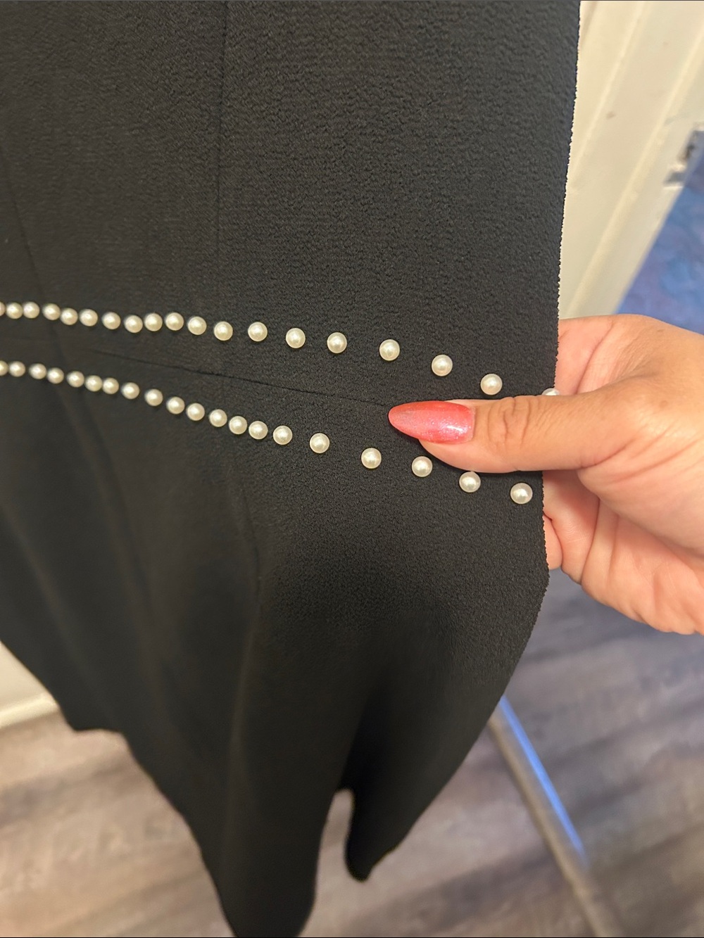 Karl Lagerfeld Black Mini Dress with pearl Stud Trim. PTP 22 size 16. NWT
38 L - Picture 8 of 10